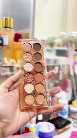 #พาเลทตา #พาเลทอายแชโดว์ #อายแชโดว์ #sivanna #รีวิวบิวตี้ 