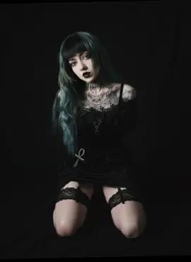 Тгк: Потайная Нора. Сделала этот тренд с мужем хаахаахпх как появился Леон?🤔#deathmommy #spookymom #alttok #darkvibes #slap 