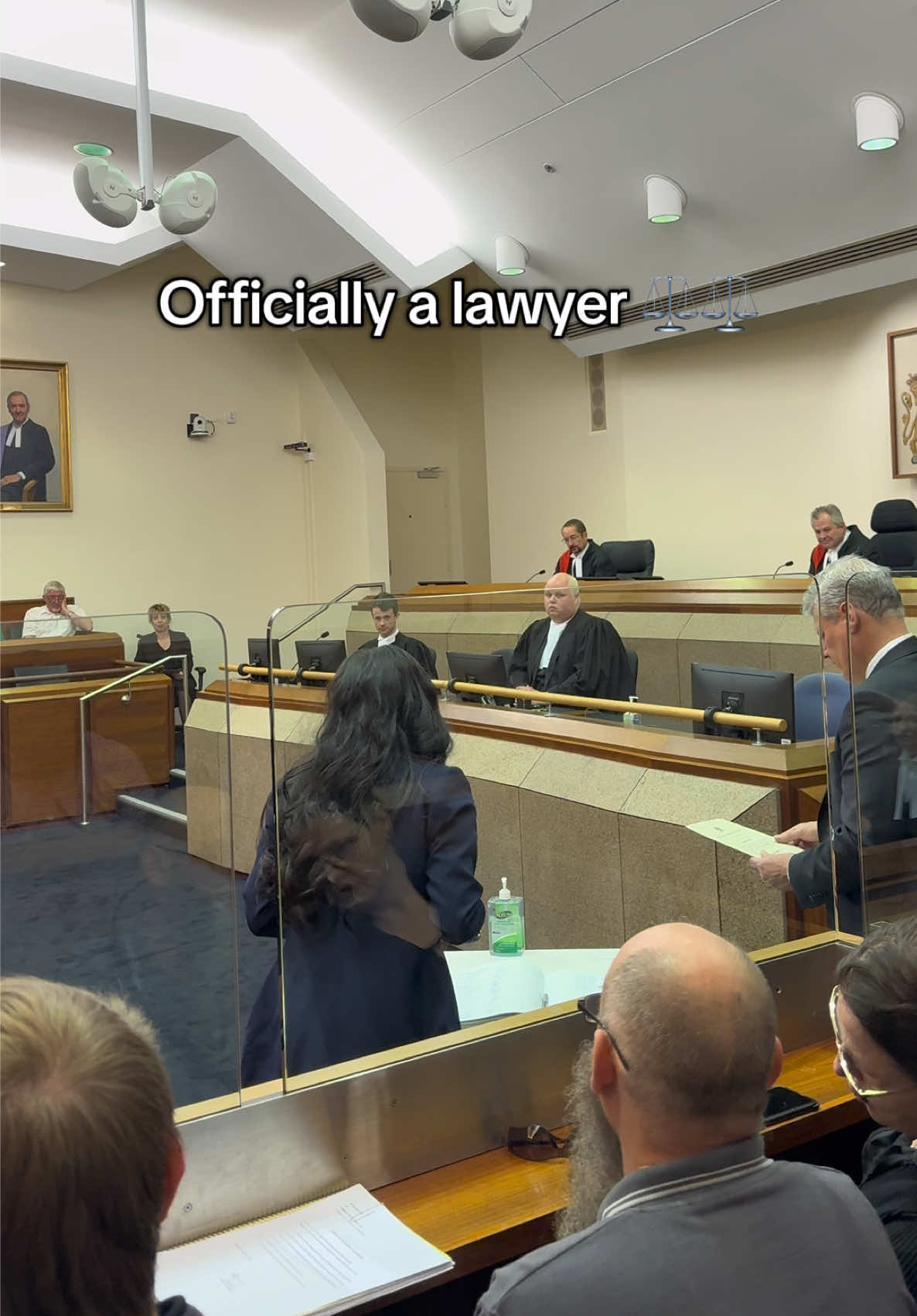 Cheers to black excellence ⚖️⚖️ #lawadmissions #lawyer #australianlawyer #lawschool #blackexcellence 