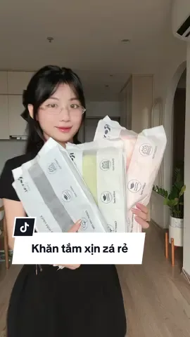 Nhìn khăn tắm xịn sò như này nhưng chỉ bằng ly trà sữa thôi các bác ơi #reviewdogiadung #hoaihayho #khantam #khantamcotton #khantamroyal 