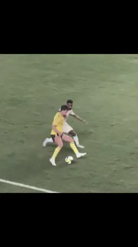 الرقيب ما يتقارن 😮‍💨💙💙.#fyp #foryou #foryoupage #الهلال #سافيتش 