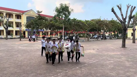cho đi đám cưới nốt nha @12 hát #xhhh #vrailvideo #thptcodo