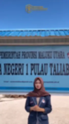 assalamualaikum warahmatullahi wabarakatuh  hallo teman² perkenalkan saya Suci Rahmawati Suhardi🧕🏻  saat ini saya menduduki bangku kelas 12 di SMA NEGERI 1 PULAU TALIABU. “Saat ini saya  bukan hanya berkompetisi, tapi berdiri untuk kebaikan dan kemanusiaan.” 💬 Bullying bukan candaan — itu luka yang tak selalu terlihat. Sekali kamu ejek, mungkin kamu tertawa. Tapi bagi korban, itu bisa menghancurkan dunia mereka. 💔 __setiap manusia berhak di hormati berhak bahagia dan berhak merasa aman,maka dari itu Stop perundungan. Jadilah suara untuk mereka yang diam. ✋ @mursidarrahman.s.h #firmahukummursid #sadarhukum #MAR&CO