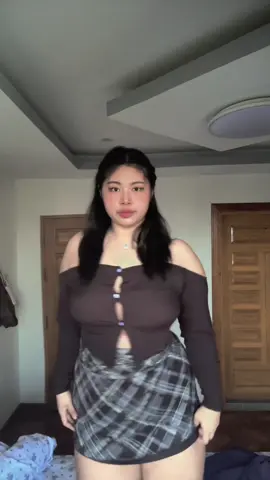 #foryou #fyp #dd #မြင်ပါများပီးချစ်ကျွမ်းဝင်အောင်လို့🤒🖤 