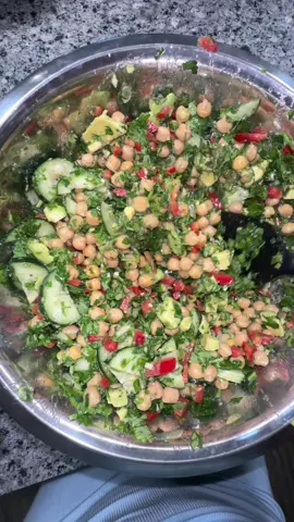 anyone else have a meal they hyperfixate on? pls share so i can have it next! 