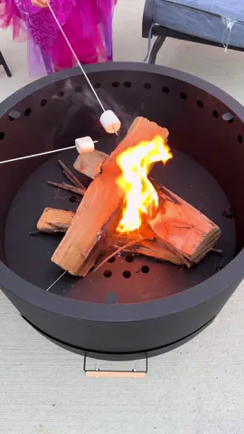 Absolutely love this smokeless fire pit from GarveeLife 🔥 So easy to assemble only three screws and ready to go Perfect for cozy nights and roasting marshmallows with the family 🤎 Check it out here 👉 https://amzn.to/43puFgH #GarveeLife #FirePit #SmokelessFirePit #OutdoorLiving #garvee @GARVEE   