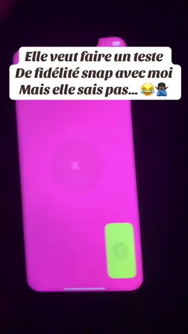 Mdr 🤣🤣🤣 elle a cru quoi jsuis en pierre à ce point #conneelle 