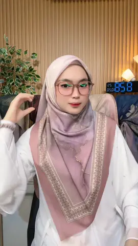 series terbaru di live ya bund😍😍#hijabsyari #voalmotifpremium 