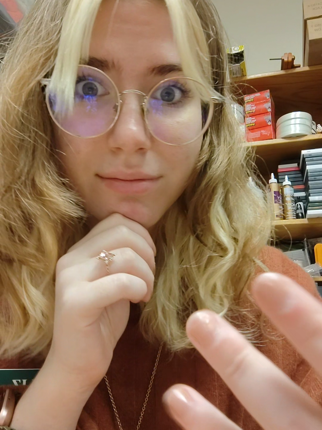 I have SO much evidence to back this up and could talk for HOURS about it. Like??? #gorillaz #themountain #firecomingoutofthemonkeyshead #gorillaztheory #music 