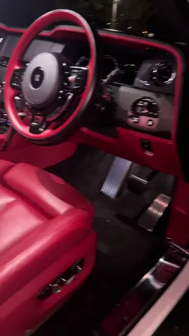 #rollsroyce #rollsroycecullinan #luxury #luxurylife 