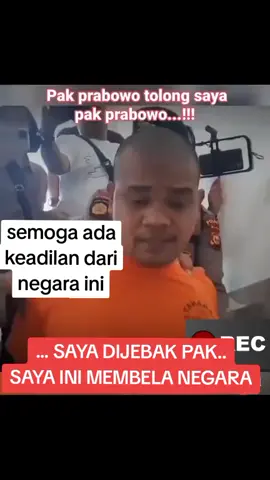 . tersanka ott sungguh-sungguh, atau memohon. Hamparan , mencerminkan pernyataan pria tersebut. meminta tolong 'Pak prabowo tolong saya pak prabowo...!!!' (Pak Prabowo, tolong saya, Pak Prabowo...!!!).'Saya di jebak pak Saya ini membela negara' #viraltiktok #pembelanegara #prabowo #fyppppppppppppppppppppppp 
