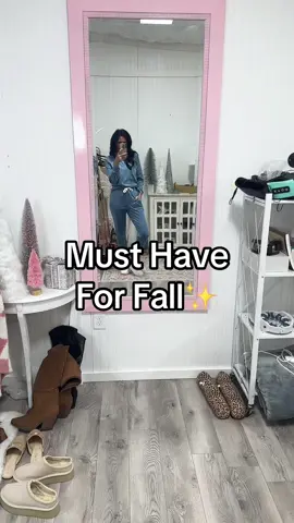 Comfy Fall Fits are a must and this cutie right here will not disappoint! Looks good, feels good, and oh so affordable 💙#2pieceset #softandcozy #tktokshopcybermonday #tiktokshopblackfriday #casualoutfits 