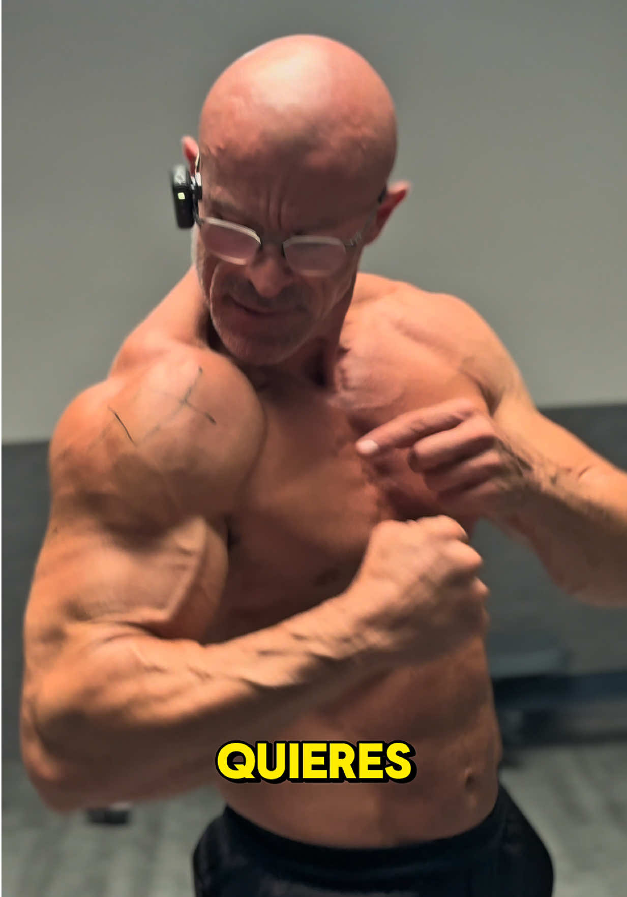 Si quieres hombros haz esto #hombros #hombros3d #hipertrofia #gym #Fitness 