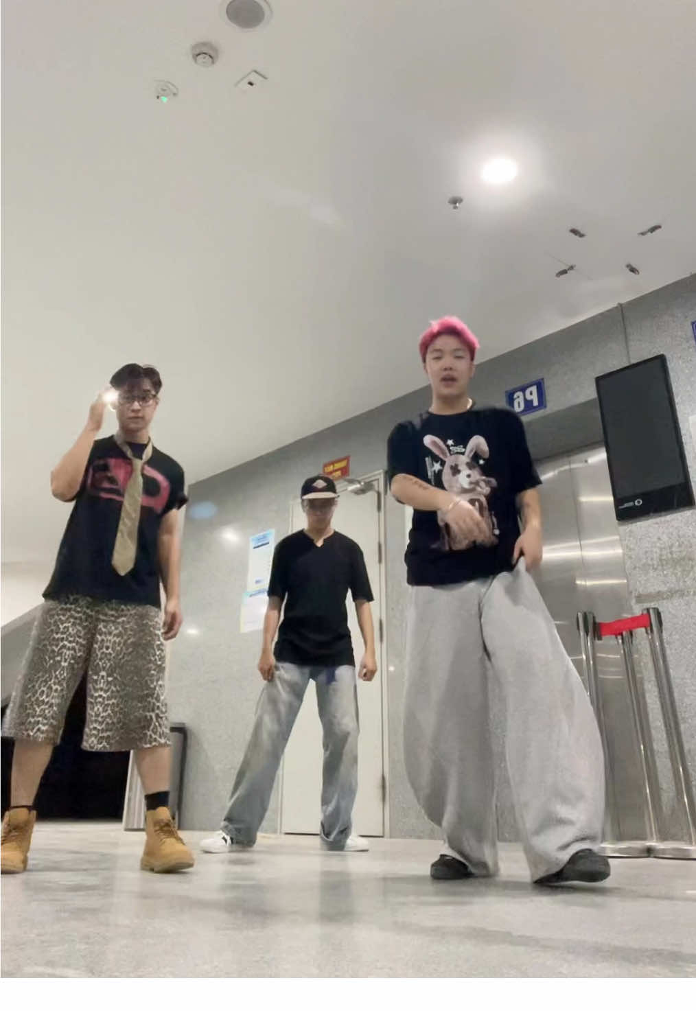 Phải cho anh là kẻ khờ ☺️ ( DC : @LOY 🇻🇳 ) #dance #dancechallenge #tiktokdance 