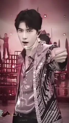 Bài này cố edit sự nhảy nhót anh tôi  ngầu rồi mà xem video gốc cười quá nên làm trước con video này vậy🤣😎 chiến căng luônnn, bài này rap luôn đấy nha😚 #xuhuong #viral #alanyu #yumenglong #于朦胧 