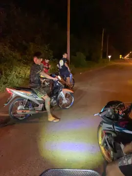 รวมกันมันกว่า😈 #เวฟ125 #เวฟ125หัวเถิก #เวฟ125บังลม #ทรงแว้น💯🚔 #หลังถนนไม่มีกติกา 