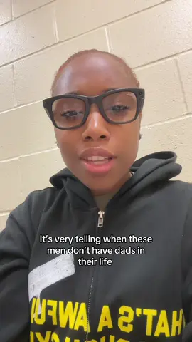 These men don’t even do enough to make you want to talk to them. He know damn well his mama ain’t say that, he just wanted to make an excuse because she said she wasn’t the type of girl to have men come to her house 😒😂. If you don’t have money to take a lady on a date, you shouldn’t even be talking to her. I’m not abt to get invited to a date, and have to pay, that ain’t a date, that’s a link up w the homegirls. #fyp #whogonebetheboys 