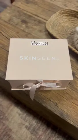 💜 Unboxing cu produse coreene 💜  Cine mai e obsedat de skincare-ul coreean? 😍 Gasiti o multime de branduri coreene pe skinseen.ro, inclusiv Pittoresco, si puteti folosi codul meu IASMINASEEN pentru reducere 🫶 #kbeauty #skincare #skinseen #pittoreesco #kbeautyroutine  @SKINSEEN 