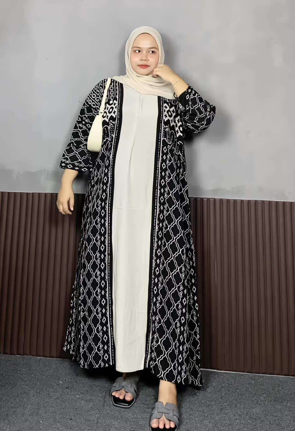 Abaya Oversize Busui friendly #rekomendasi #abaya #abayarayon #rayonjumbo 
