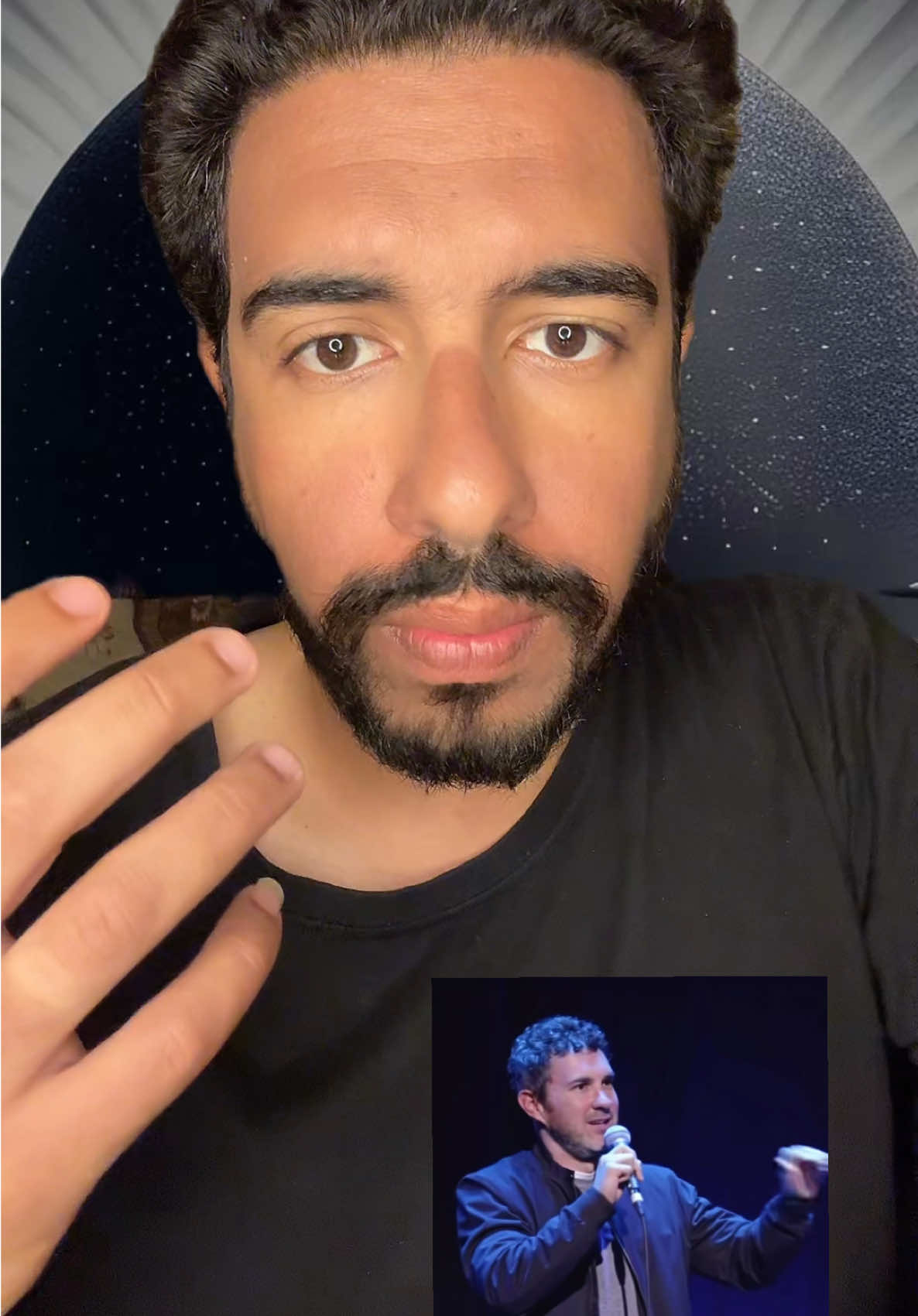 مارك نورماند مؤدي كوميدي امريكي  اشتهر بالكوميديا السوداء واذدراء الدين والانبياء  يقول انه قادم للمملكه العربيه السعوديه لاقامة عرض هزلي يختتمه برسم لسيدنا محمد عليه الصلاه والسلام !؟  هل هذا صحيح وهل يجوز ؟ اخبروني رأيكم في التعليقات 👌 #مصر_العظمي🇪🇬  #معركة_الوعي  #ترفيه #ترفيه_الرياض  #السعوديه🇸🇦 