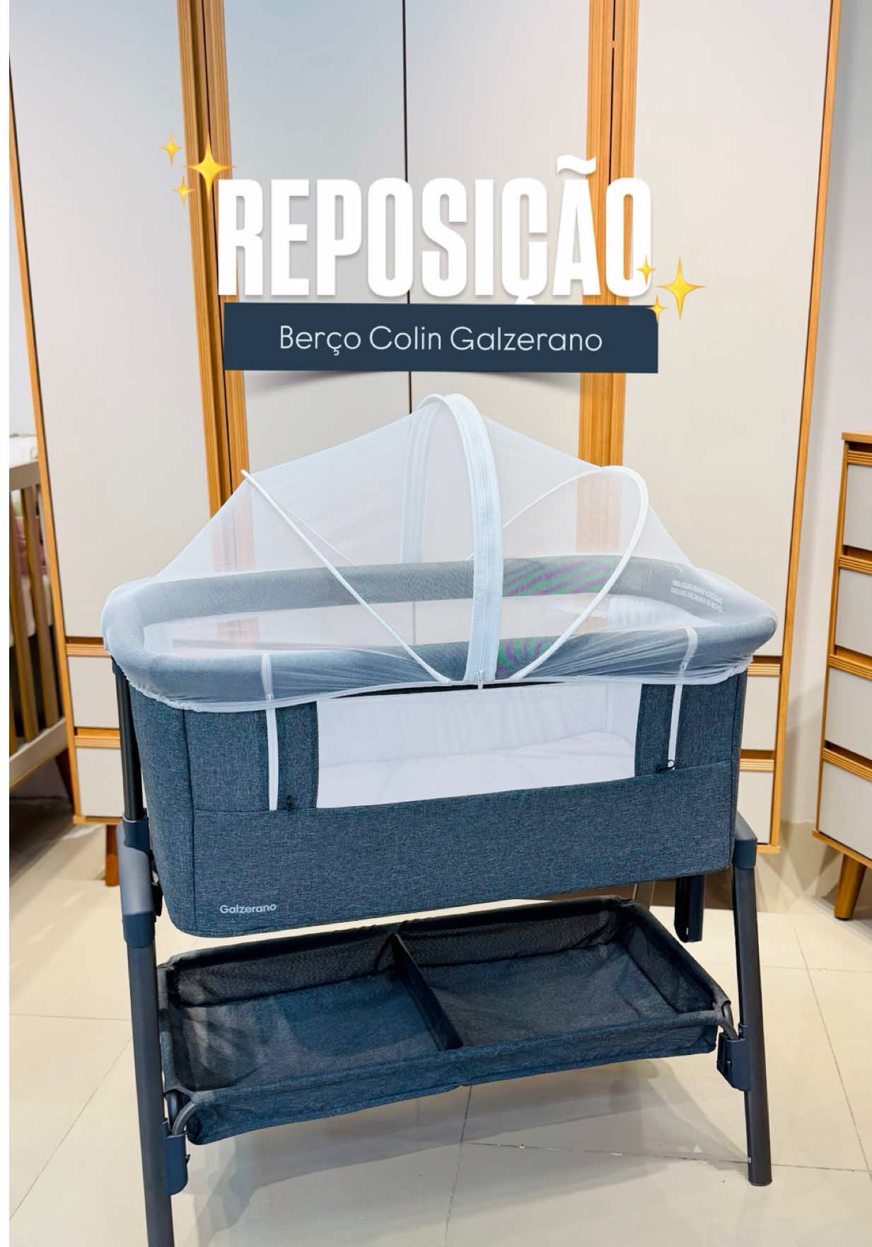 ✨ Conforto, praticidade e segurança em um só berço! O Colin da Galzerano é ideal para acompanhar os primeiros meses do bebê — com 7 níveis de altura para acoplar na cama dos papais, abertura lateral com zíper, mosquiteiro removível, posição de refluxo e colchonete macio e lavável. 🍼💤 Tudo pensado para tornar a rotina mais leve e manter o bebê sempre pertinho com muito aconchego 💛 Disponível aqui na Max Baby! 💜 📍Rua Independência, 607- Centro de São Leopoldo  #MaxBaby #Galzerano #BerçoColin #QuartoDoBebê #Conforto    