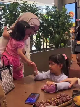girls day out 💗 #yukaya #yuka #yusmankusuma #aya #ayabalqis 