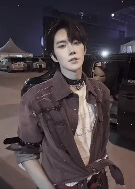 : nhìn biết ai top ai bot liền =)) #黄星Eliot #邱鼎杰_kipuka #hoangtinh_khaudinhkiet #xingqiu #星有千千杰 