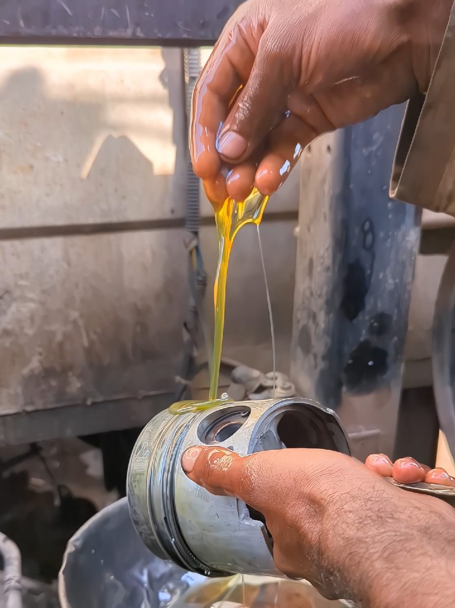 6 Cylinder Diesel Engine Piston Installation|Satisfying Mechanic Work #mechanic #how #shorts #engine 