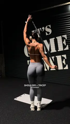 a spicy shoulder + tricep session 🥵 wearing @DFYNE dc: LUCY10 🩶 #shoulderworkout #dfyne #shoulderandtricepworkout #workoutsforwomen #gymgirl