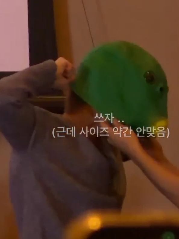 serba-serbi awal mula chenle pake topeng anomali🙂 pake topengnya dibantuin haechan😌 #chenle 