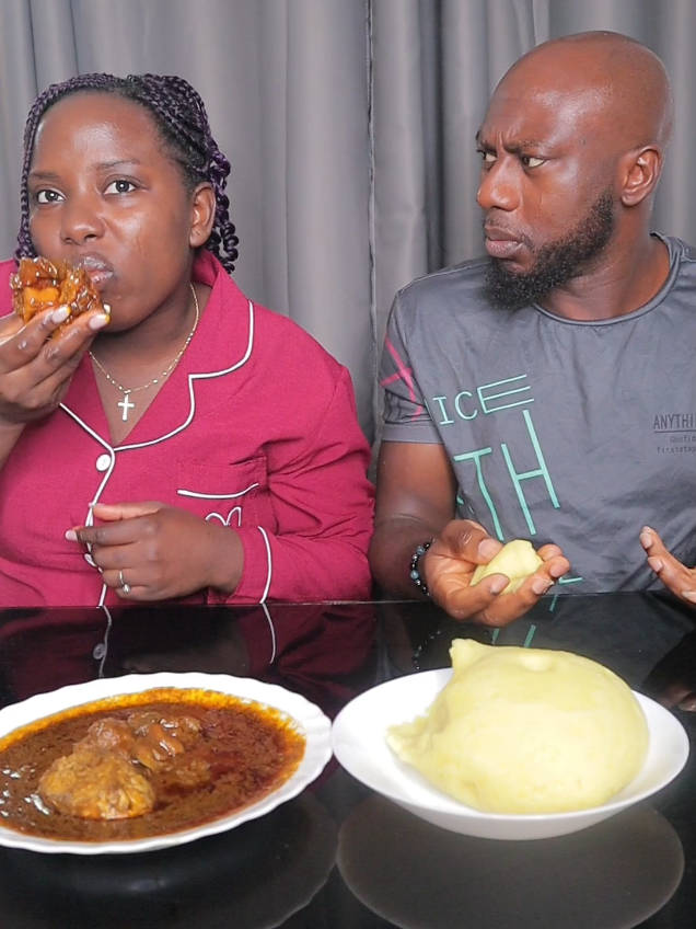 she never see anything 🤣 #foodchallenge #africanfoodmukbang #foodmukbang #AfricanFood #MUKBANG 