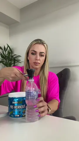 @FTW SPORTS NUTRITION #pretreino #diaboverde 