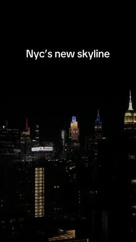 New York City’s new skyline with the addition of the JP Morgan Chase skyscraper #nycarchitecture #viralnyc #nycnights #nightlife #nycskyline 