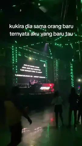 #stasiuntop10🚂 #surabaya24jam #lantai6tunjunganplaza 