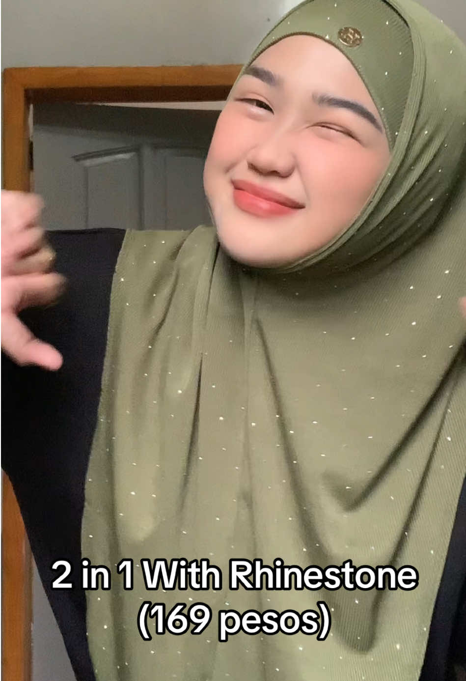 Hijab with Rhinestone #hijab #hijabi #hijabinstan #hijabitiktok 