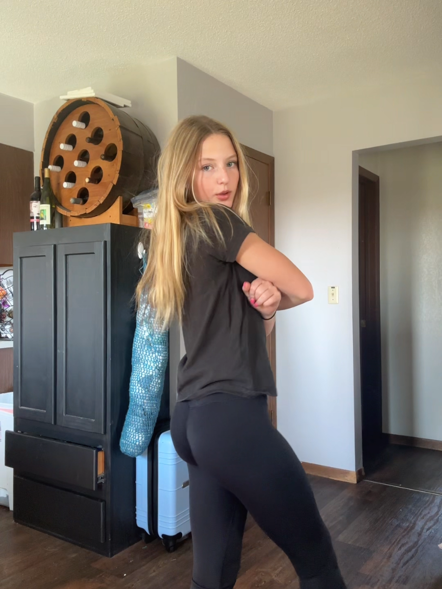 #18 #im18 #bop #braces #blonde 