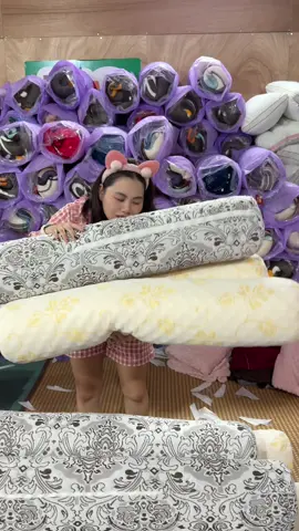 Giá chỉ có trong chương trình sale #kieuoanhmet52 #muacungtiktok #goiom #goiomkimcuong #gối 