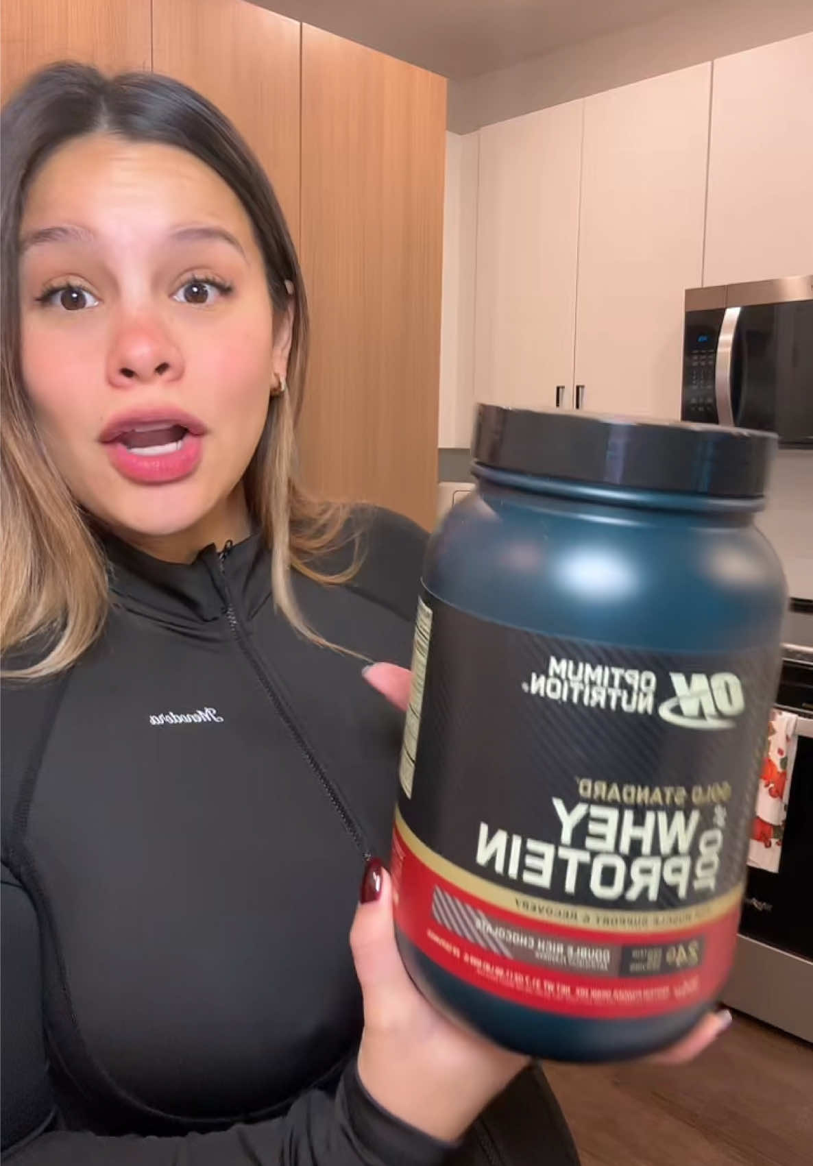 Me encanta el sabor, la textura y cómo me ayuda a recuperar más rápido después de entrenar. Si aún no la pruebas, créeme… te estás perdiendo de mucho. 🏋️‍♀️🔥 #O#OptimumNutritionP#ProteinShakeG#GymRoutineF#FitnessGirlP#PreWorkout     