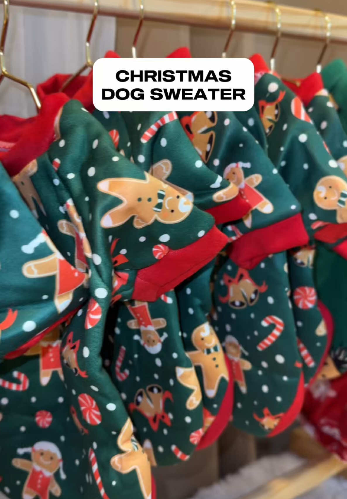 Ang ganda ng quality at print! 69 pesos lang may magandang damit na yung alaga mo sa darating na pasko! grab na habang mura pa. ❤️ #petsweater #petclothes #petchristmasoutfit #petfashion #PetsOfTikTok 