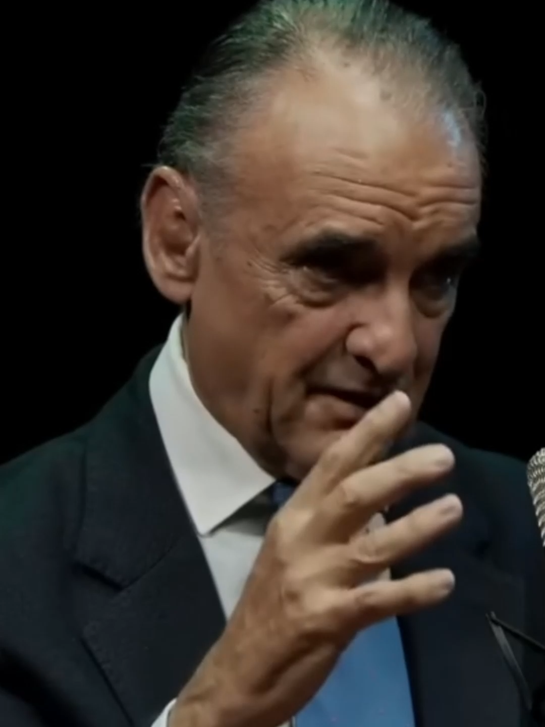 ¿Una empresa necesita aportar valor para prosperar? Mario Conde explica esta situacion y porque siempre ocurren estos escenarios.