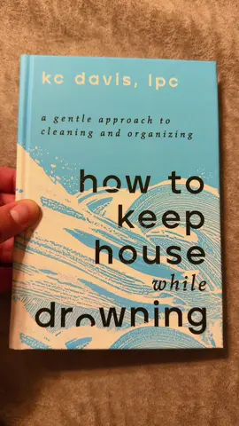 #howtokeephousewhiledrowning #BookTok #books #selfhelp #organization 