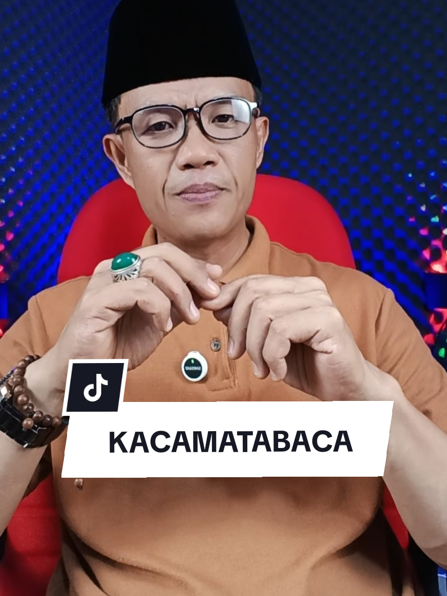 Rekomendasi kacamata baca untuk kalian yang mengalami kesulitan saat membaca menjadikan pandangan lebih fokus untuk pembelian klik keranjang kuning di kiri bawah video ini #kacamatabaca 