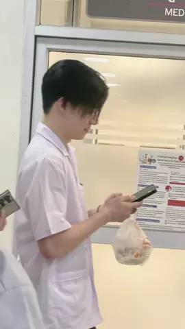 #CapCut #หมออะไรจะหล่อเท่ขนาดนี้ #หมอมินทร์ศัลยกรรม#เข้าเวรเป็นเหตุ 🥰🥳🫣