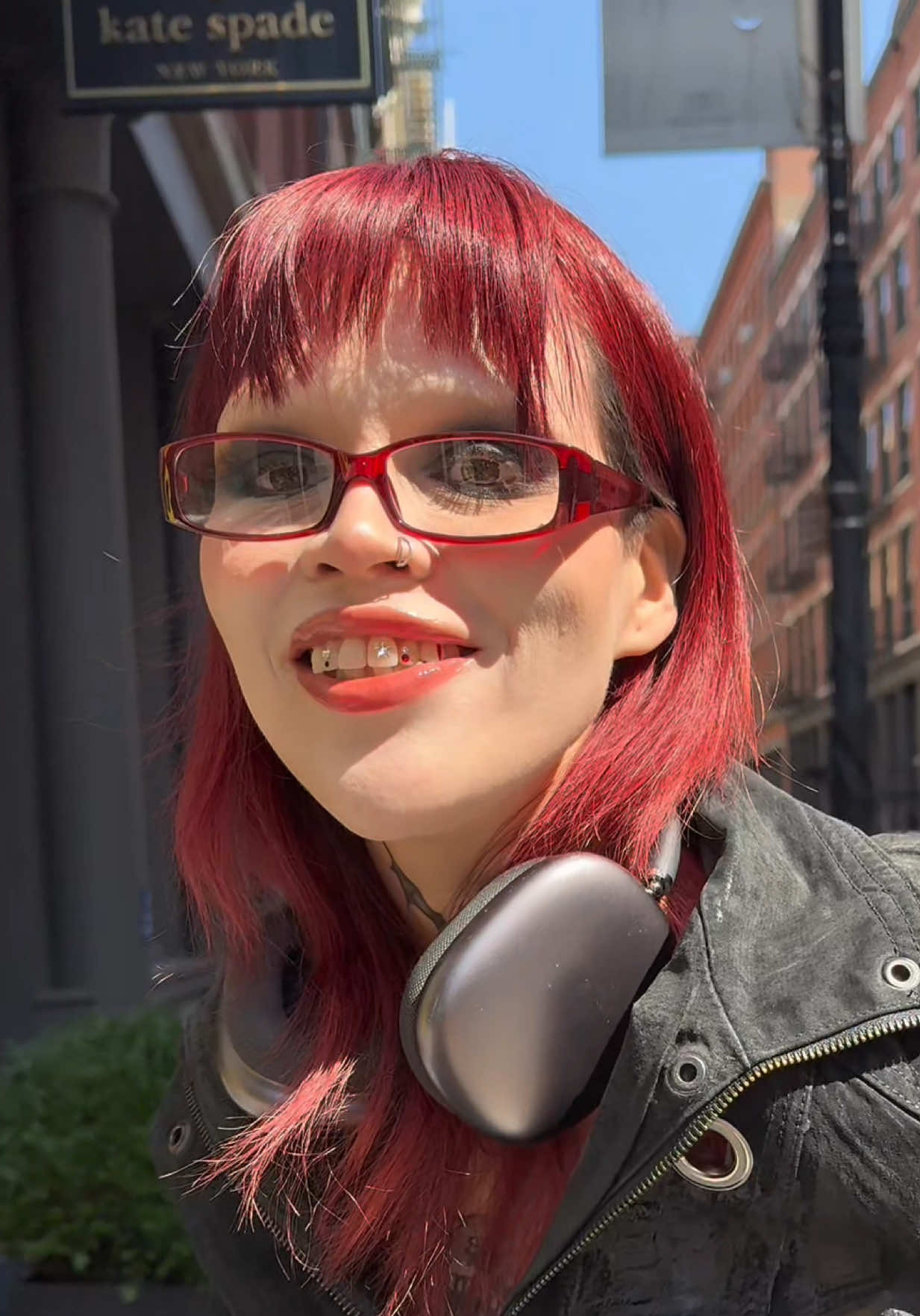 Asking Bruses What makes you confident? “ Having a second chance at life “ @BRUSES  #confidenceheist #inspiring🌍withconfidence #davidcarmi #bruses #streetinterview    