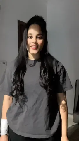 ትልቅ የሆነውን ከፊቴ አስቀድሜ  መቼ አንገቴን ደፋው መች ሄድኩ  አቀርቅሬ 🙏#foryoupage 