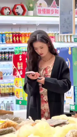 Ying, aku suka model rambutmu 😍 🫶 #zhaiyiying翟一莹 #yaoguanyu #fyppppppppppppppppppppppp 