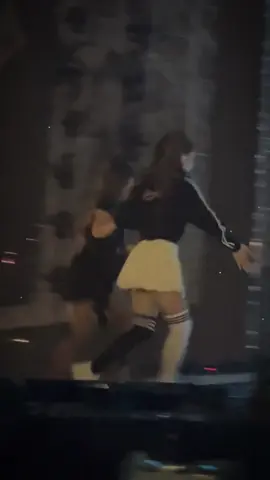 Mẹ chồng nàng dâu 🤭 #minhtuyet #builanhuong #fyp #xuhuong 