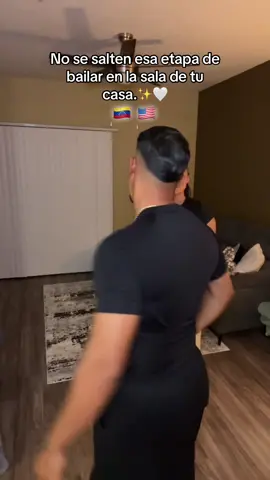 Ese sentimiento de bailar en la sala de la casa.😮‍💨 #carlos_brooke 