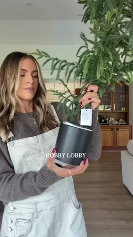 holiday haul 🌲 ❄️ 🛻 Christmas decor is 50% off at hobby lobby !!!