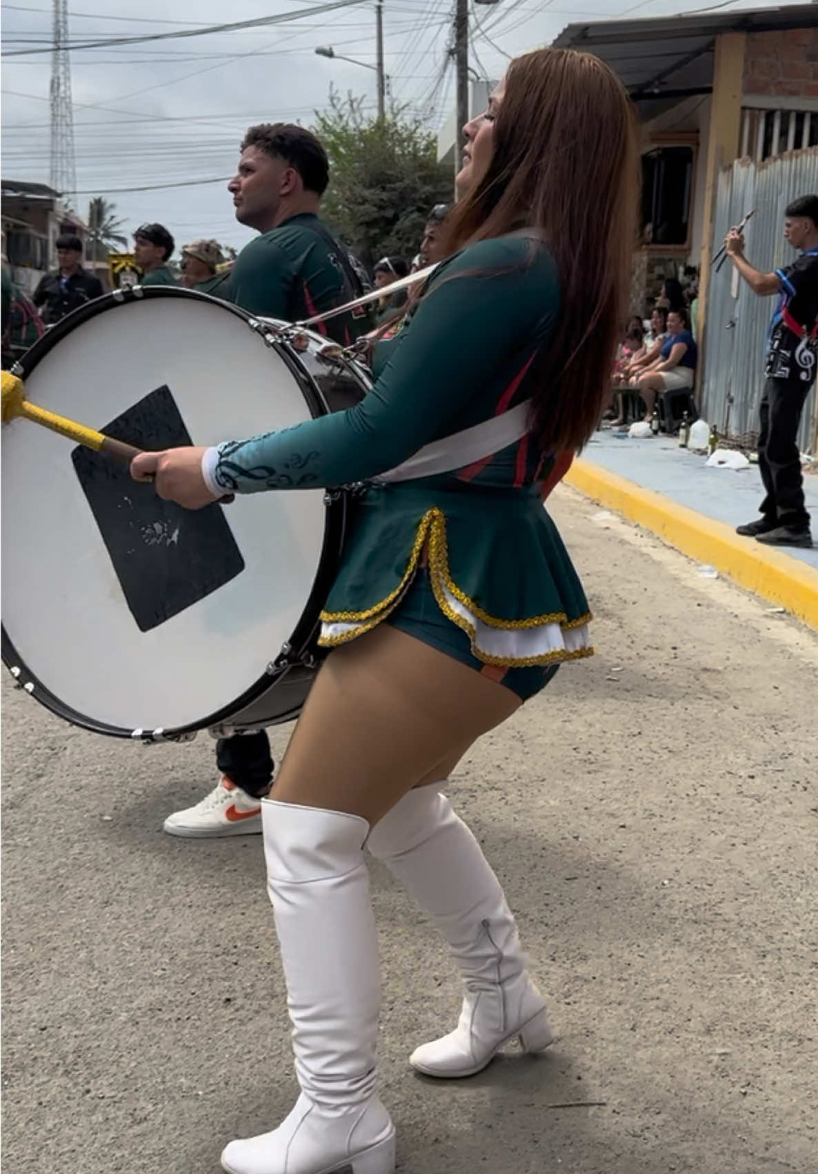 Bombista Pau ✅❤️  #bastoneras  #choneralinda❤💕💕😍 